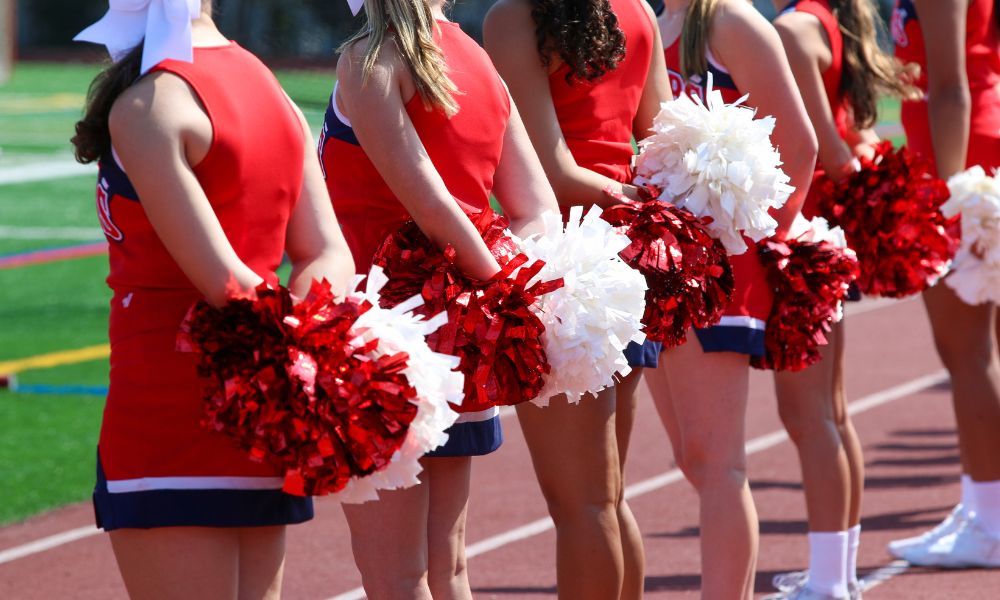 Top 6 Fundraising Ideas for Your Cheerleading Squad